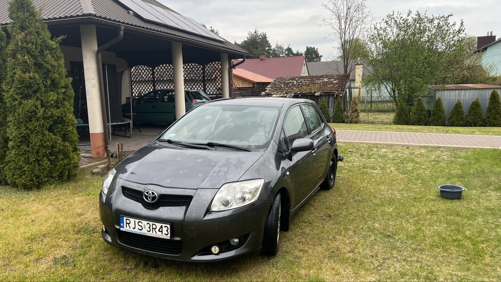 Toyota Auris 2007 r benzyna + gaz