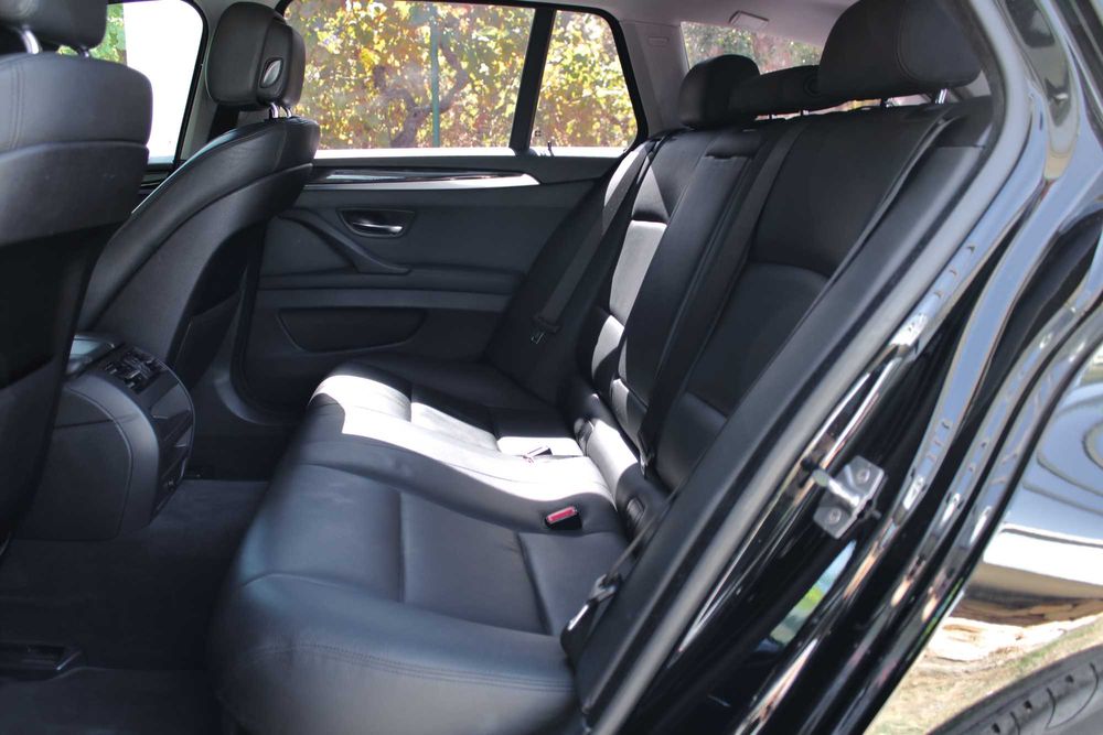 BMW 520D Touring Auto 2.0 184CV (234€/mês)
