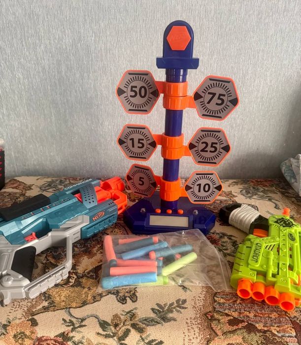 Nerf бластери набір