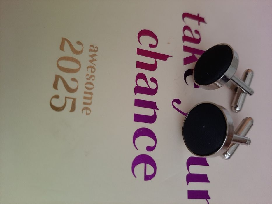 Botões de Punho Pretos