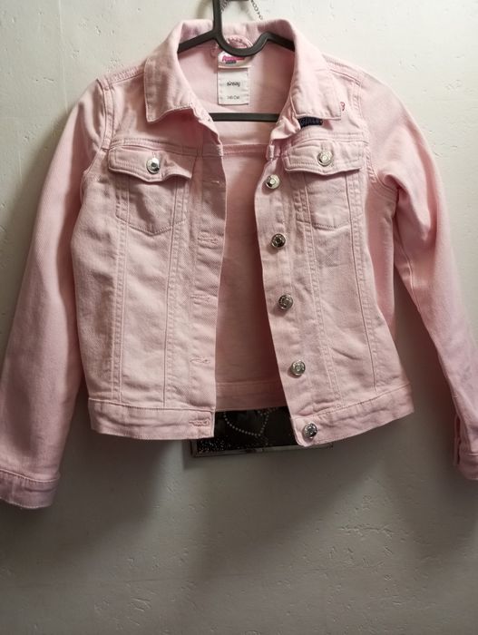 Kurtka dżinsowa z motywem Atomówki dla dziewczynki na rozmiar 140 cm