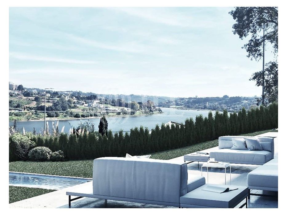 Terreno com projecto, vista rio, Vila Nova de Gaia, Porto