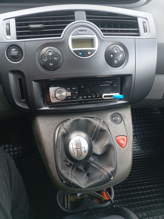 Продам Рено гранд Сценик 2