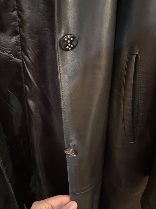 Шкірярий плащ з ковніром  натурально песця