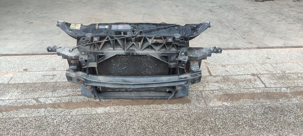 Altea Leon II Toledo III 1.6 MPI 1.6 1.9 TDI  2.0 FSI pas przedni KOMPLETNY