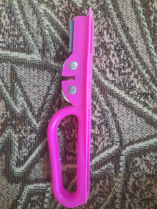 Точилка для ножів.