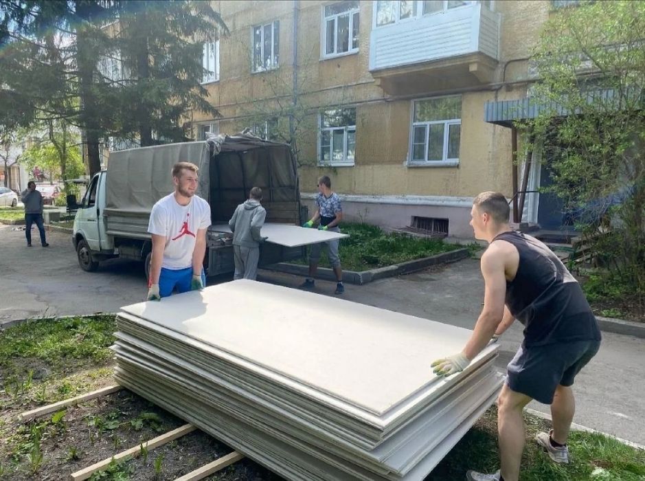 Грузчики в Киеве. Доступные цены