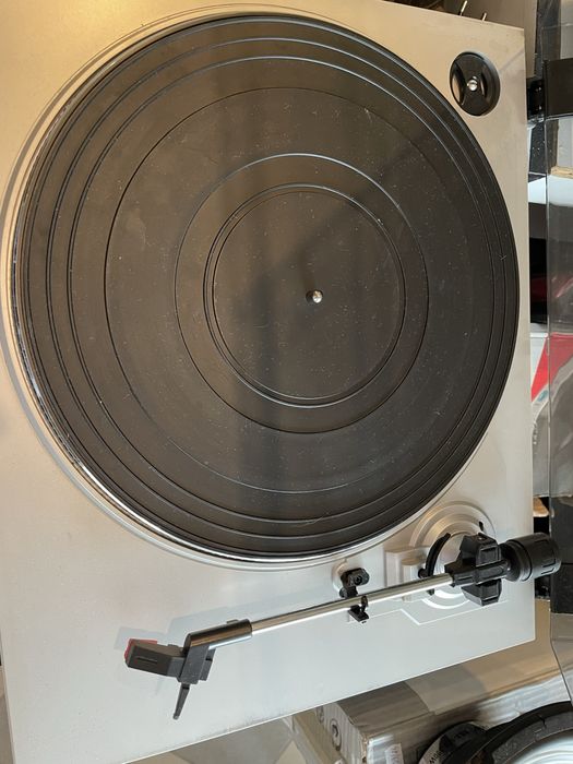 Gramofon ION TTUSB 05XL