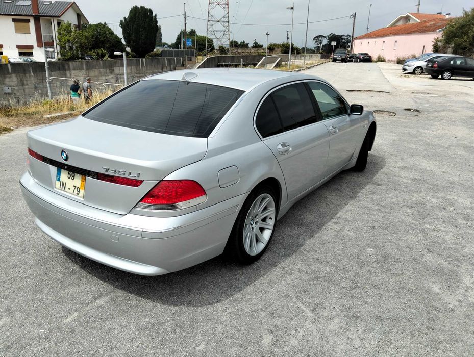 bmw  745 LI  330 cv