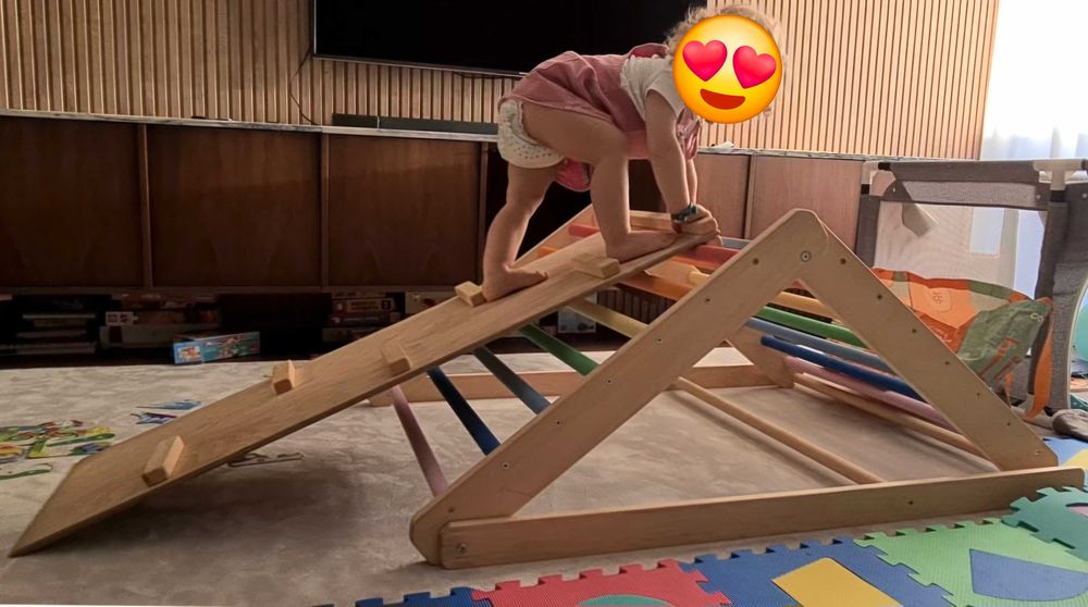 Triângulo de Pikler com rampa