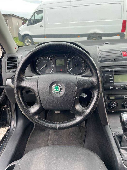 Продам Skoda octavia A5 1.6 MPI 2008