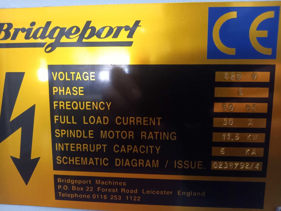 Fresadora CNC - BRIDGEPORT VMC 1000 (cursos 1000 x 600)