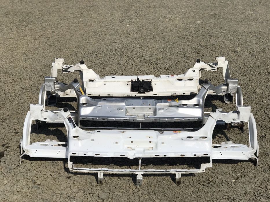 Форд Конект Connect установочна панель,телевізор,очка,усилитель