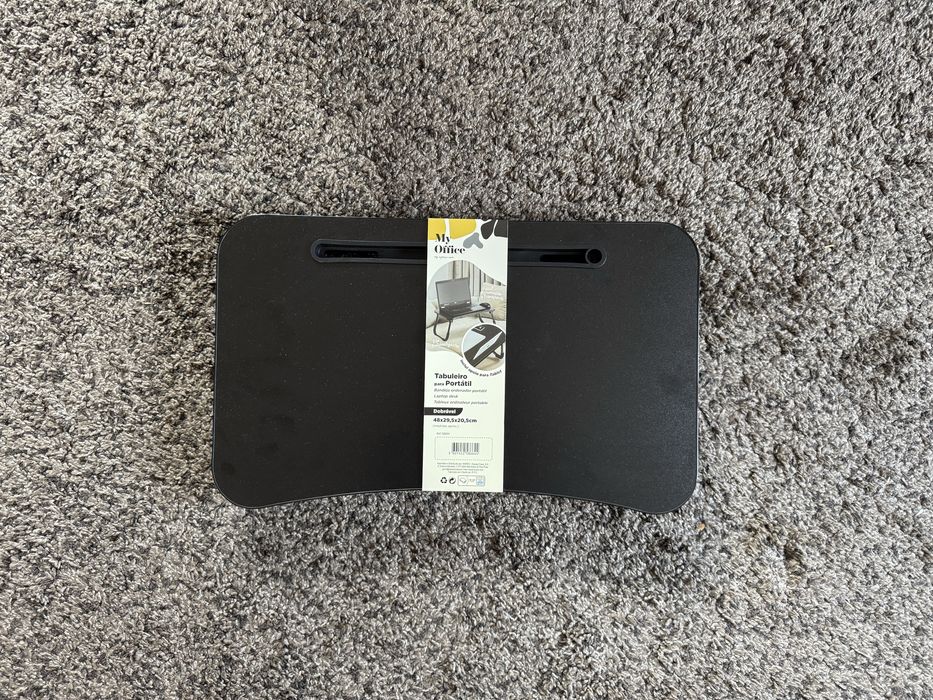 Mesa dobrável para portátil - preta, dimensões menores
