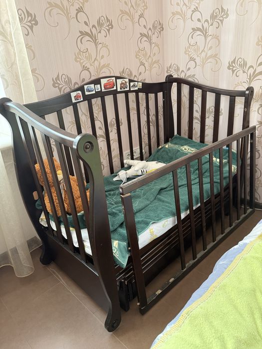 Віддам ліжечко самовивіз