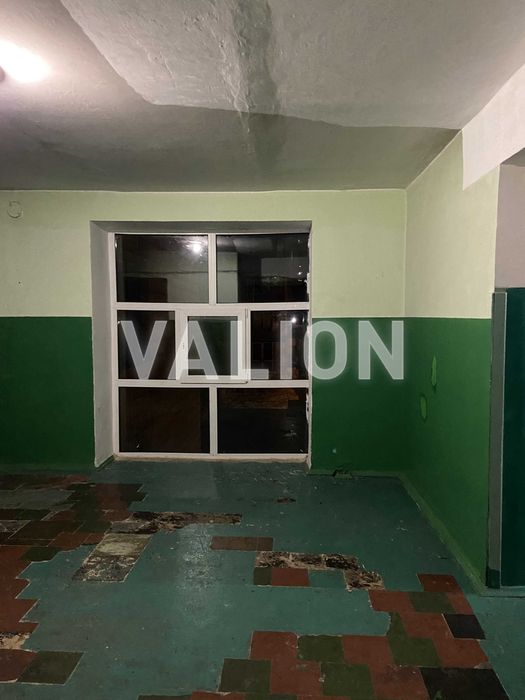 Продаж 1 кім квартири під ремонт, Лісовий проспект ,метро Лісова