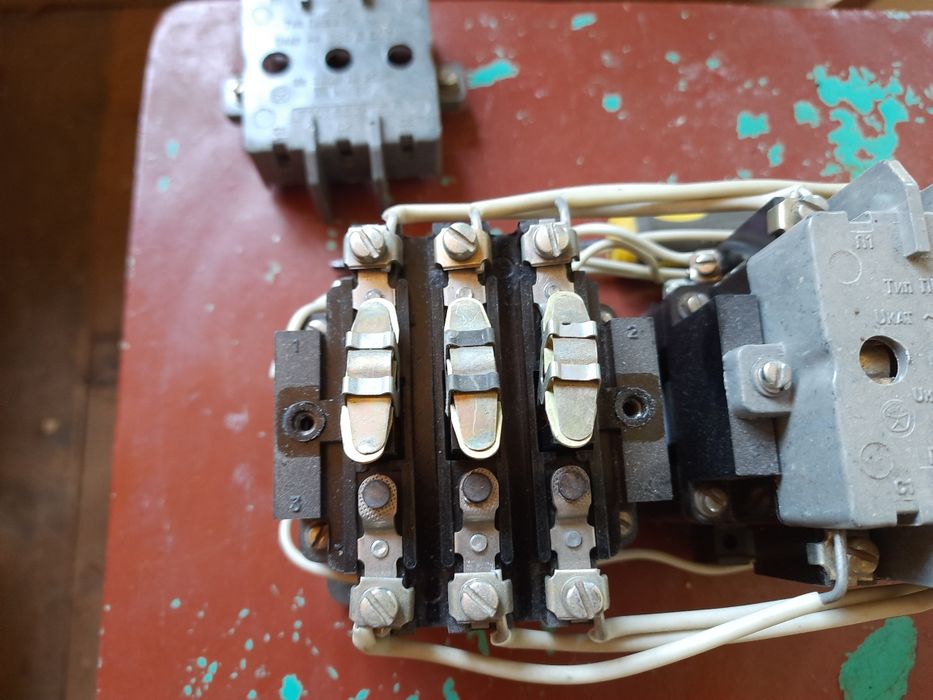 ПМЕ 2, Електромагнітний пускач, реверс, виготовлення шаф керування