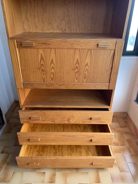 ARMÁRIO ESCRIVANINHA DE PINHO COM 3 GAVETÕES