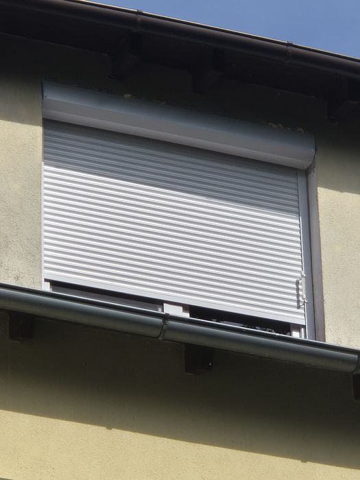 Roleta zewnętrzna z silnikiem elektrycznym  114x140 i 172x140