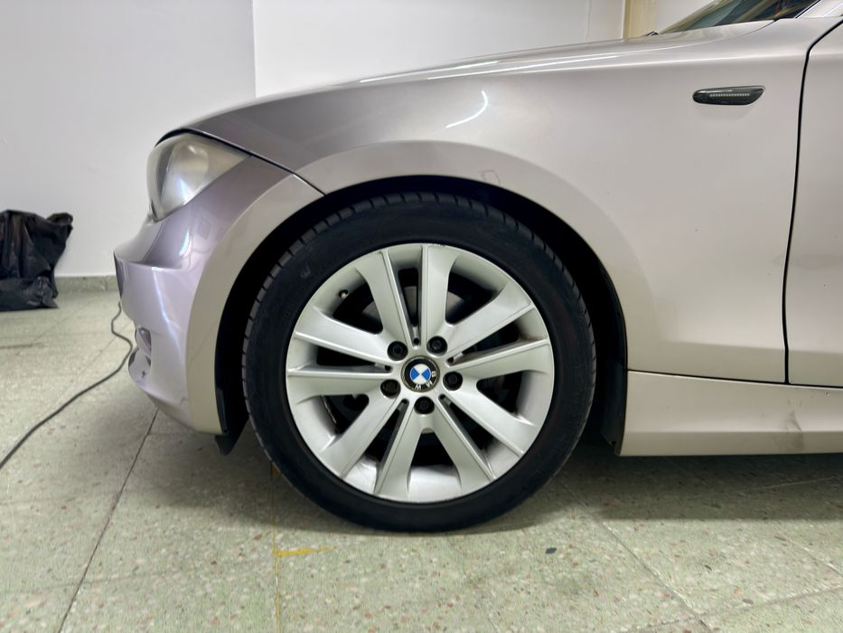 Desde 180€ por Mês Bmw 120d Cabrio / 149.000km / 2008 Diesel / Poss de retoma