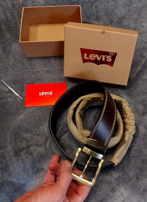 Pasek męski Levis w ozdobnymi pudełku