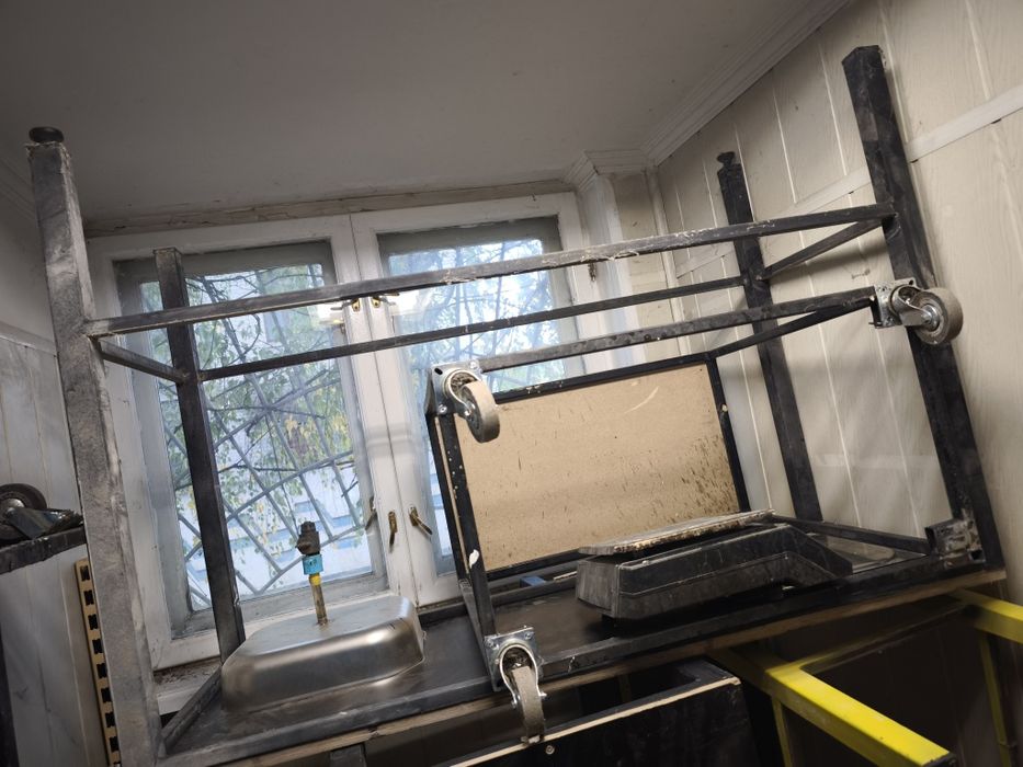 Столы с производста, много разных по 500 грн