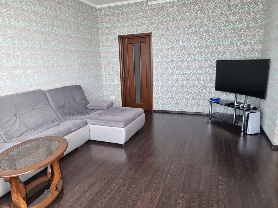 Продам 3 кімнатну квартиру Бровари Зелений кватал