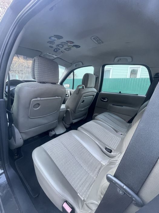 Автомобіль Renault Grand Scenic