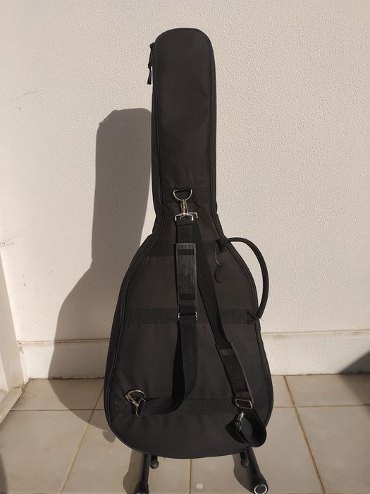 Guitarra clássica + suporte + mala – pack completo