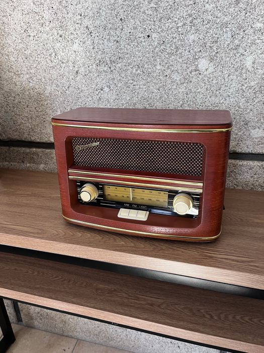 Rádio HRA-1500/N Nostalgic – Roadstar | Excelente estado