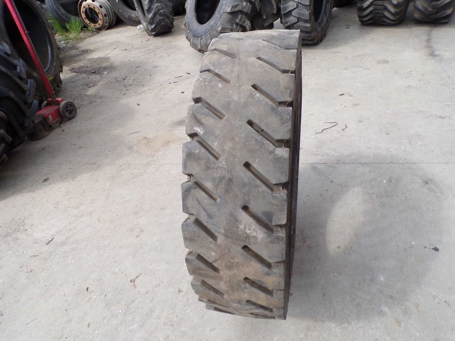 Opona 9.00R20 MICHELIN XZM STABIL X (700 netto)