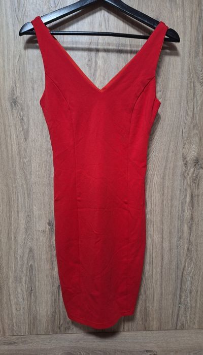 Elastyczna obcisła sukienka czerwona 34/36 (xs/s)