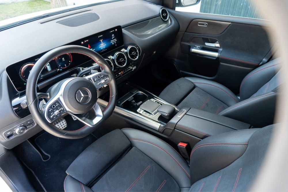 Mercedes-Benz B 180 AMG Line 7G-DCT (financiamento disponível)
