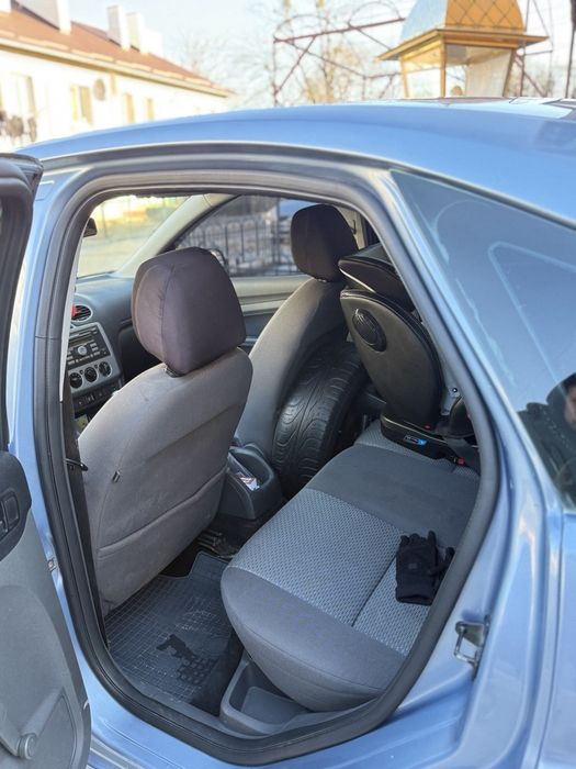 FORD FOCUS 2006 VIN WF05XXGCD56T28746 фото оголошення 7 з 8