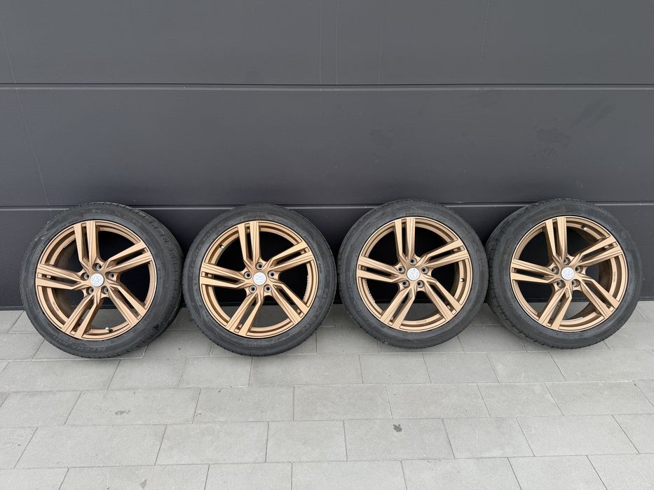 Felgi z oponami 5x114,3 19”