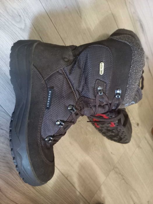 Ботинки зимние everest подошва OC-System размер 37.