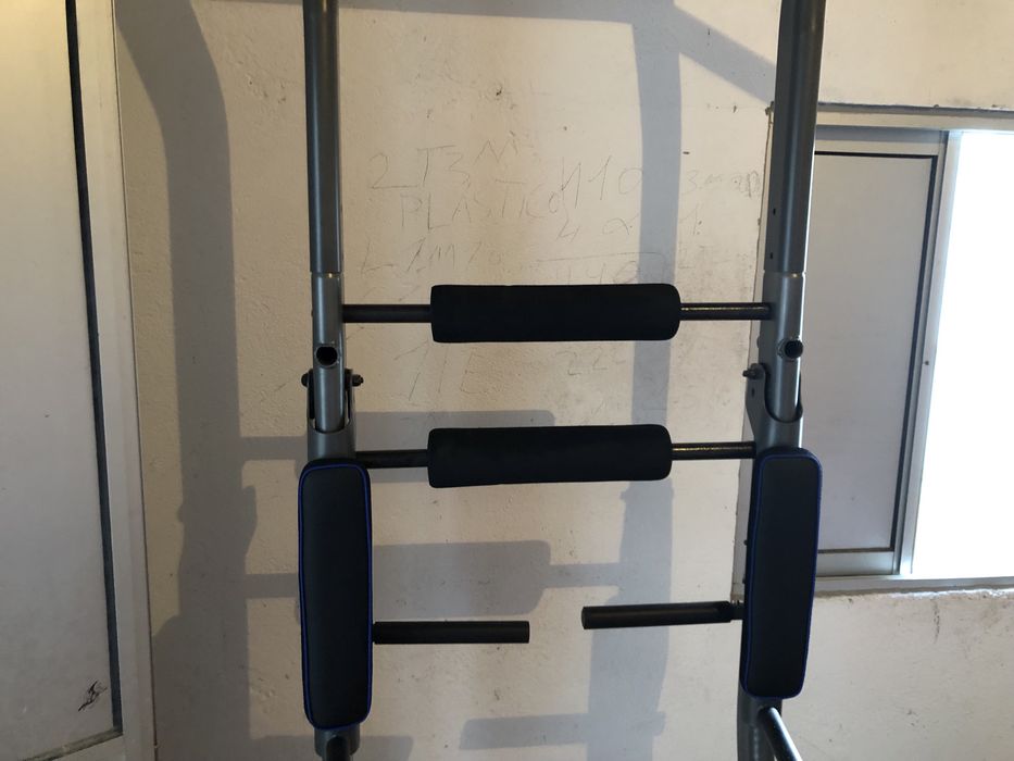 Cadeira romana esta como nova nunca foi usada