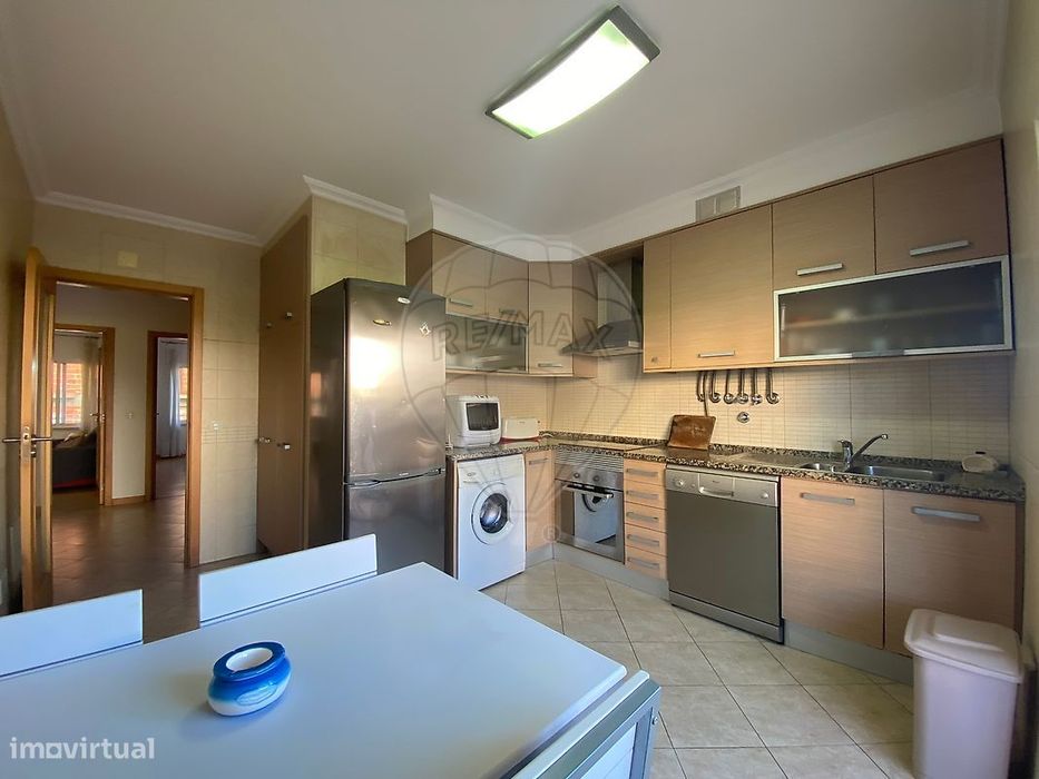 Apartamento T2 para venda — Atouguia da Baleia, Leiria
