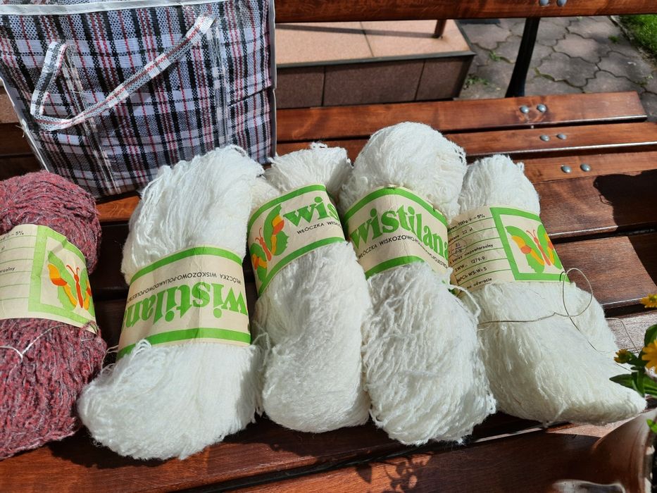 Sprzedam wełnę z czasów PRL