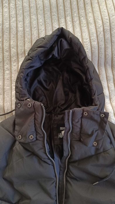 Куртка зимова жіноча бренду Regatta, розмір M-L.