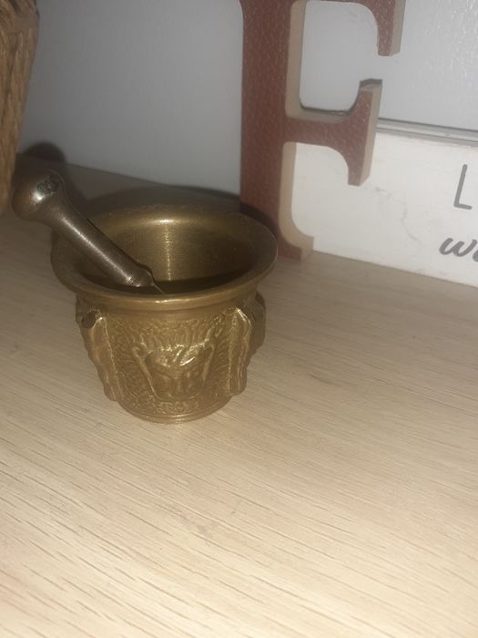 Almofariz com pilão em bronze