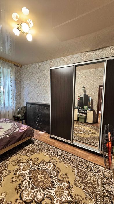 Продам 3 к.кв в Чугуеве (Авиатор) автономное отопление