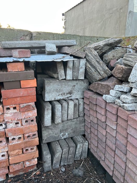 Kostka brukowa z demontażu