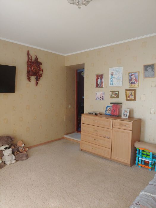 продажу компактний будинок у центрі,