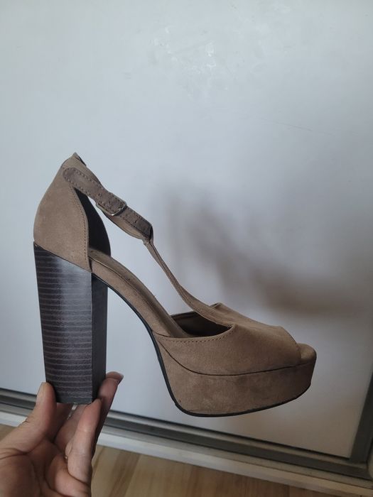 Obcasy lato wesele koturny r38