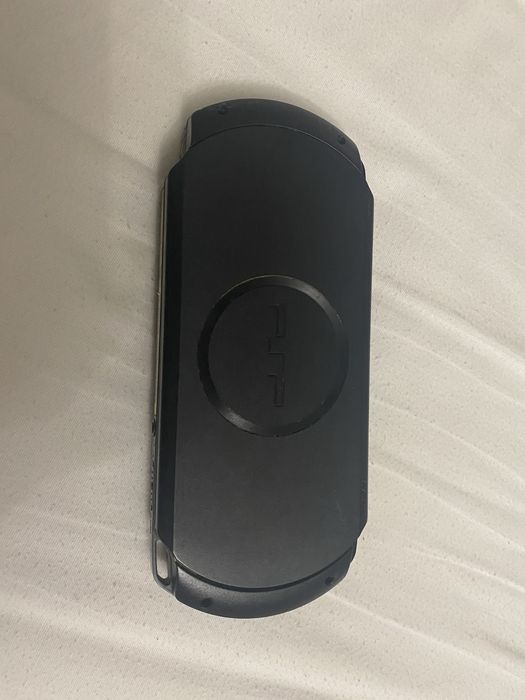 PSP  SonyE1004 używana