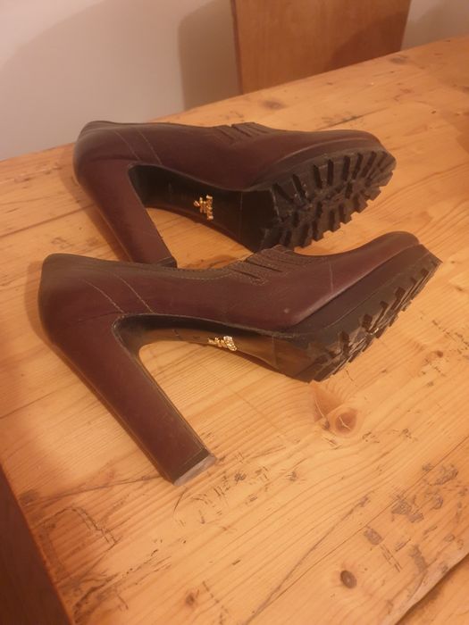 Sapatos de salto alto - Prada