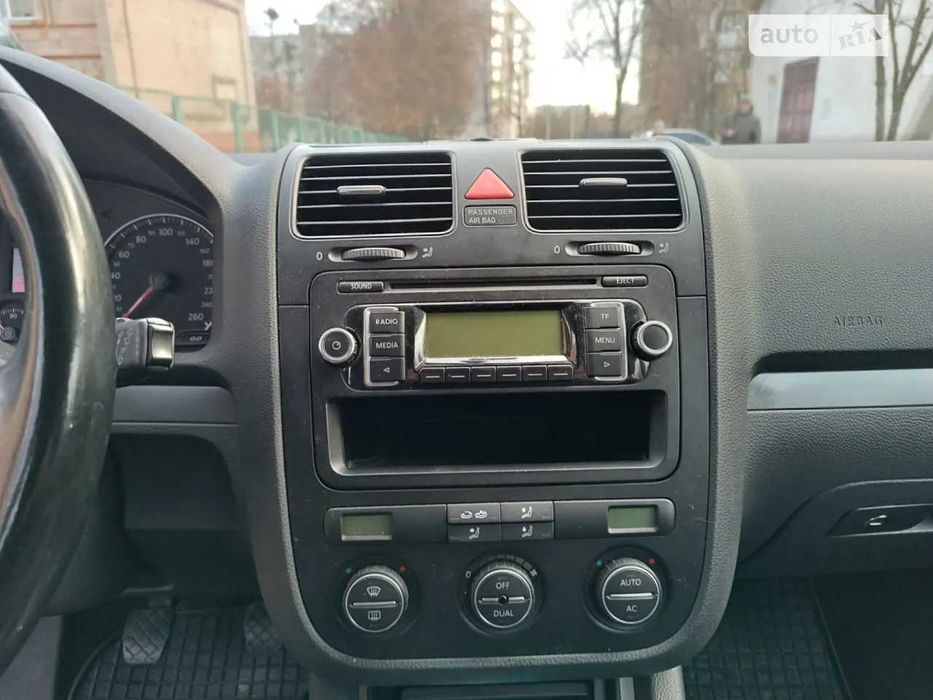 Продам Гольф 5 09 року