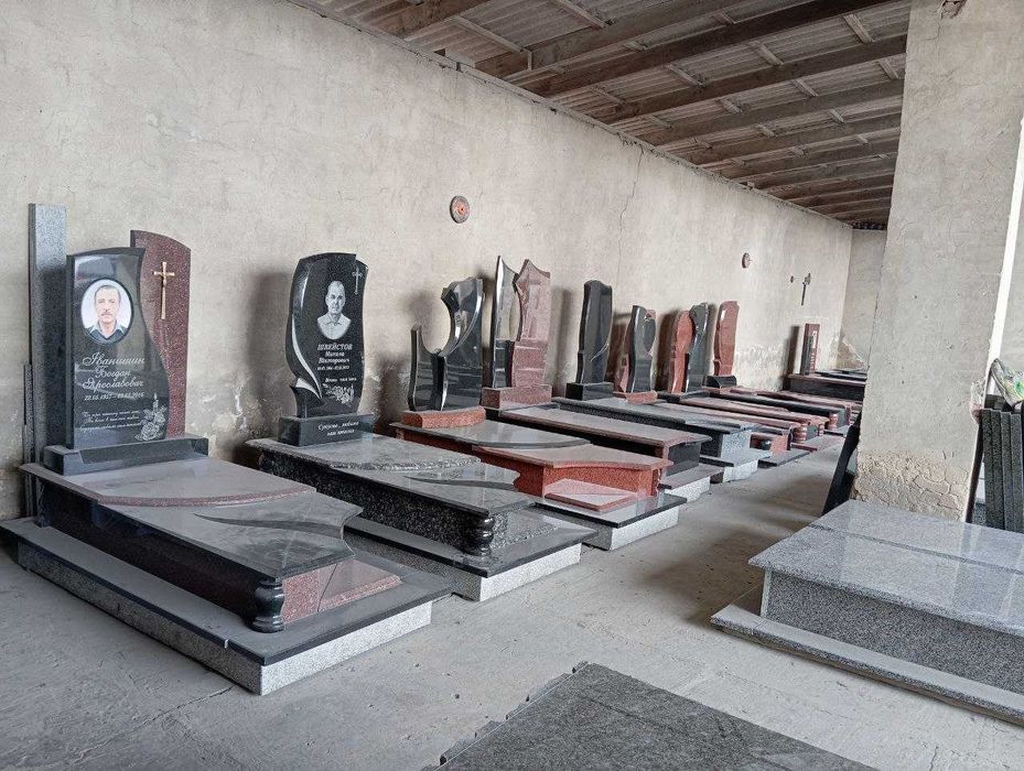 Памятники,бруківка;-Калуш,-Бурштин,-Долина. Фр-ка обл.