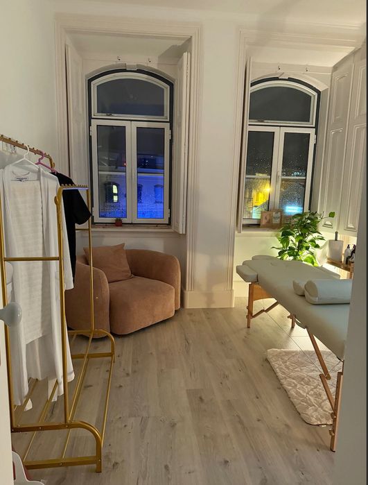 70 MIN Massagem de Relaxamento – Corpo Inteiro | Lisboa (Alcântara)